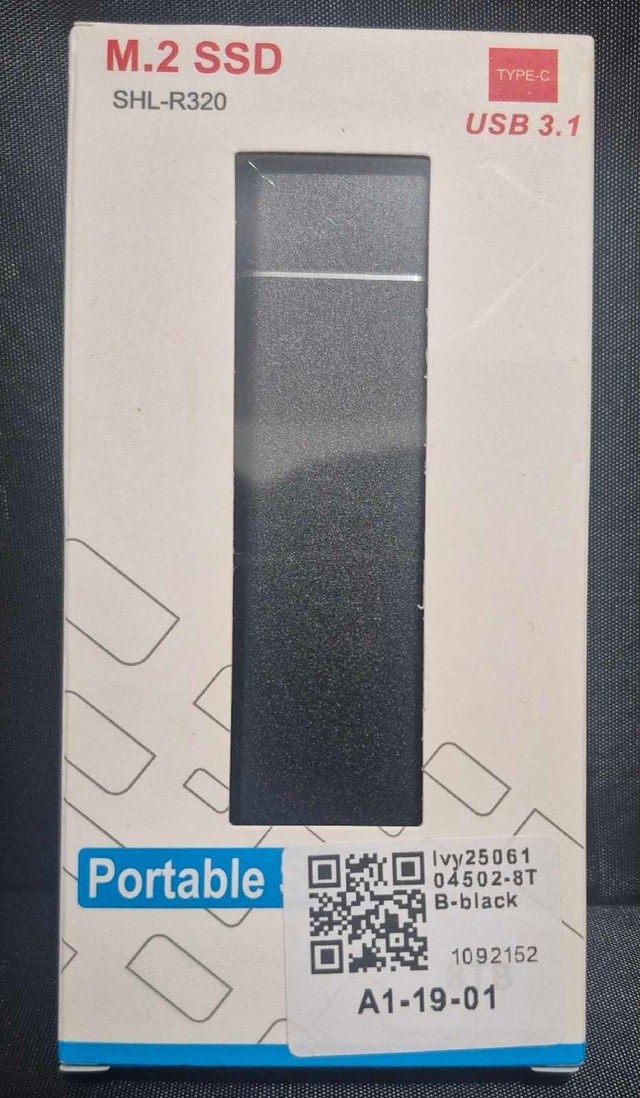 SHL-R320 Portable M.2 SSD Enclosure - photo 2