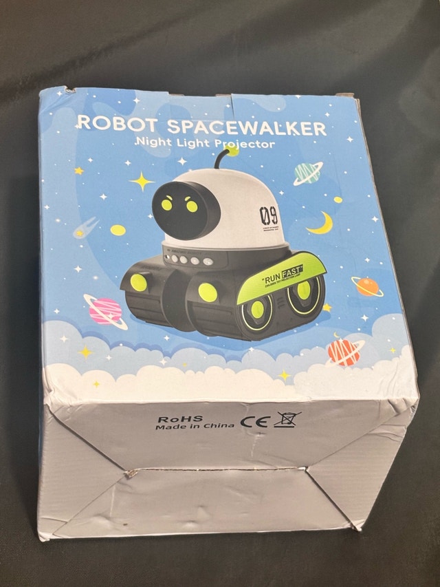 Robot Spacewalker Night Light Projector - photo 5