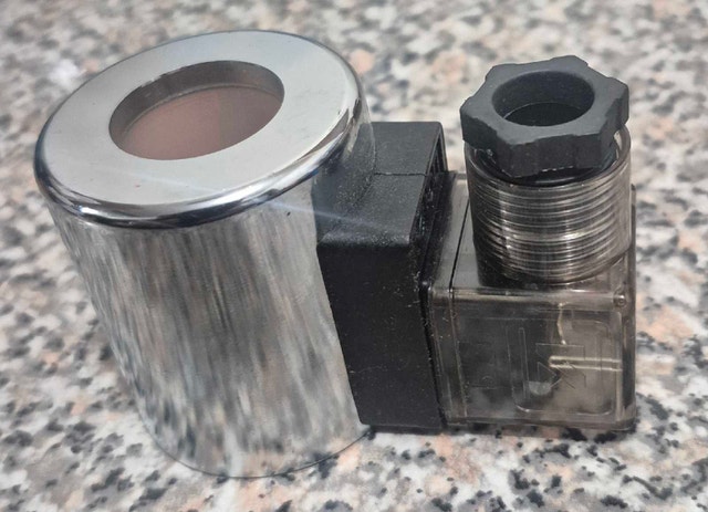 12V Solenoid Valve - photo 2