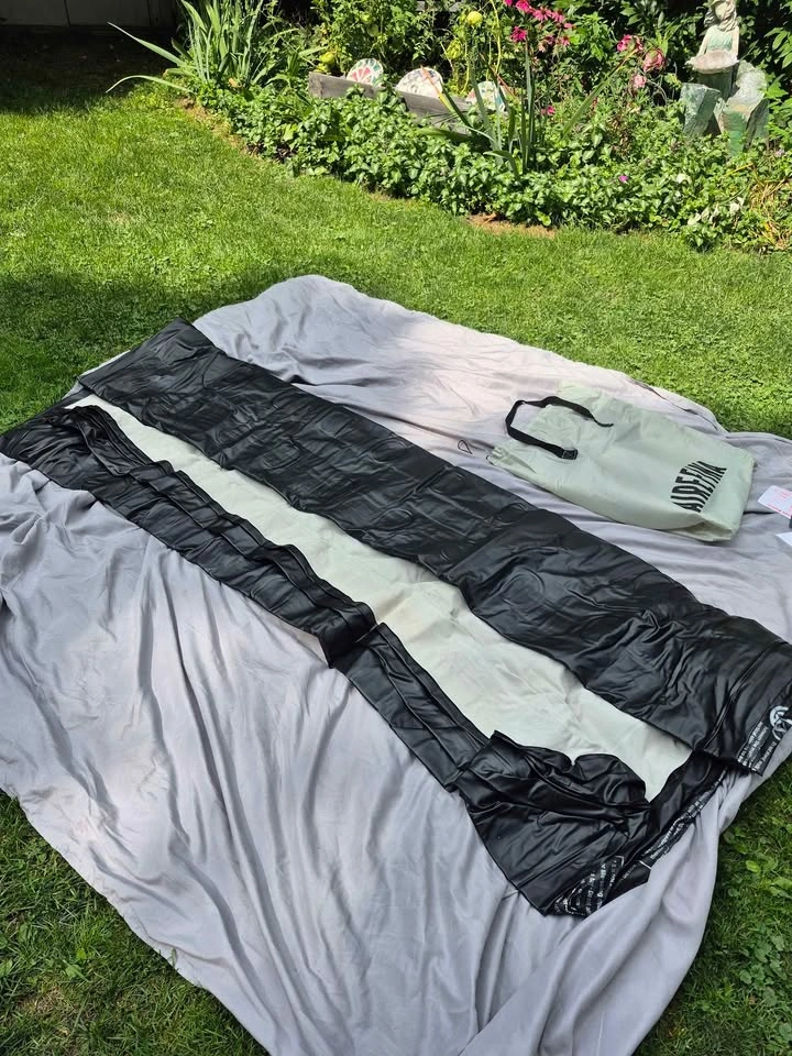 New King-sized Air Mattress Inflates and deflates itself! - photo 3