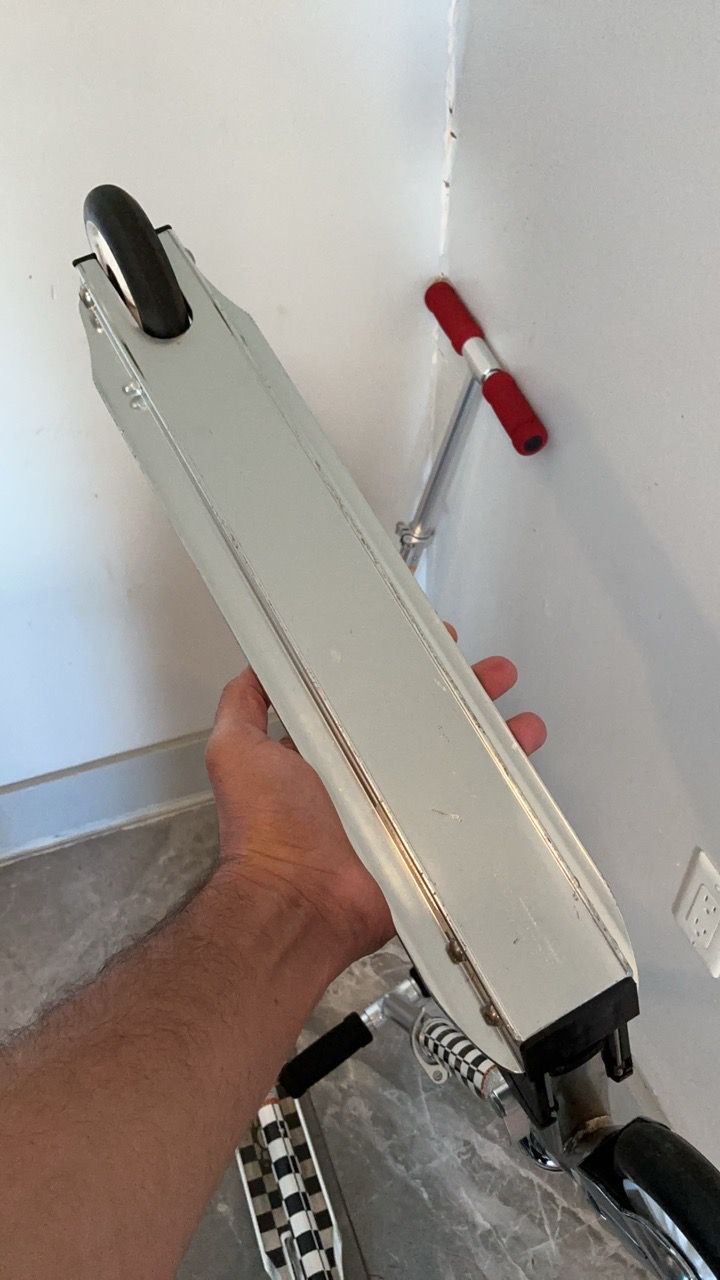 $15 each Razor kick scooters - photo 4