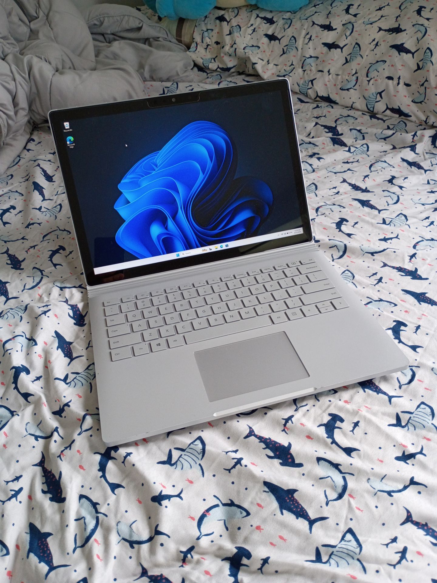GTX 1650 Microsoft Surface Book 3