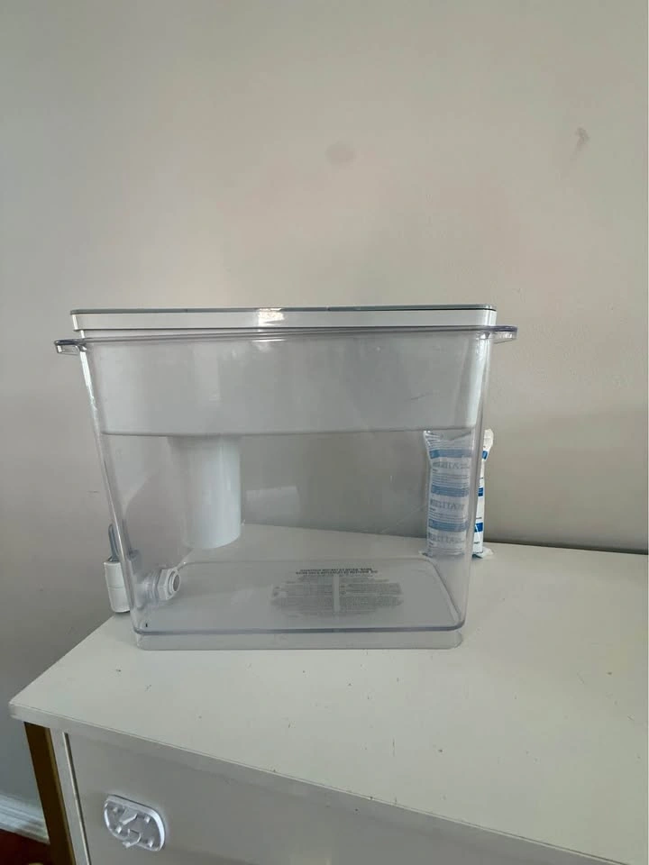 Brita UltraMax Water Filtration Dispenser - photo 2