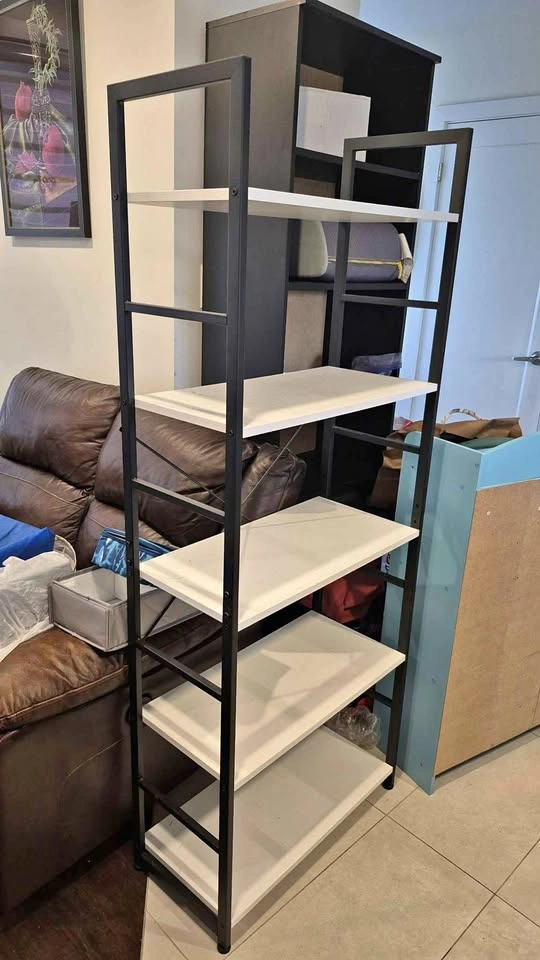 5 Tier Modern Bookshelf / Display Shelf
