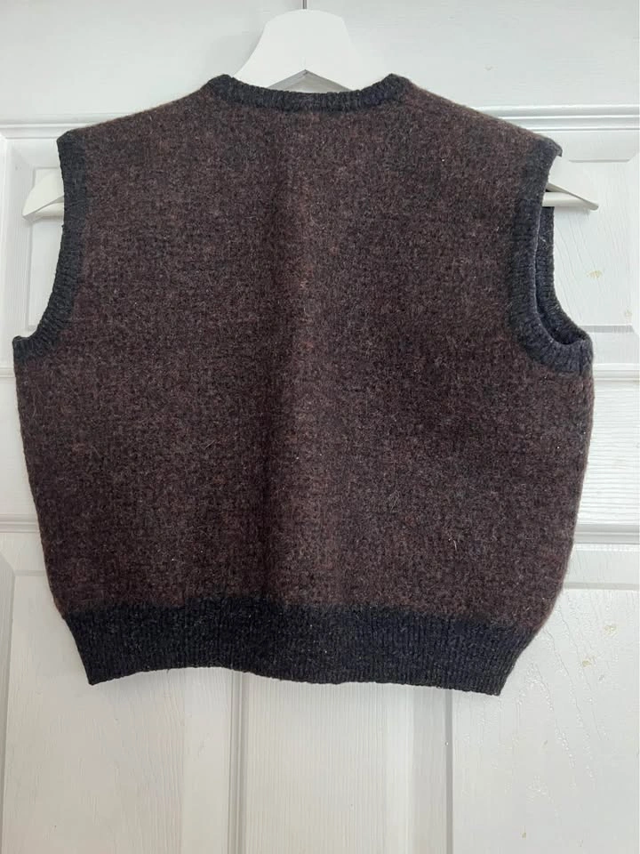🏈 Knit Vest - photo 3