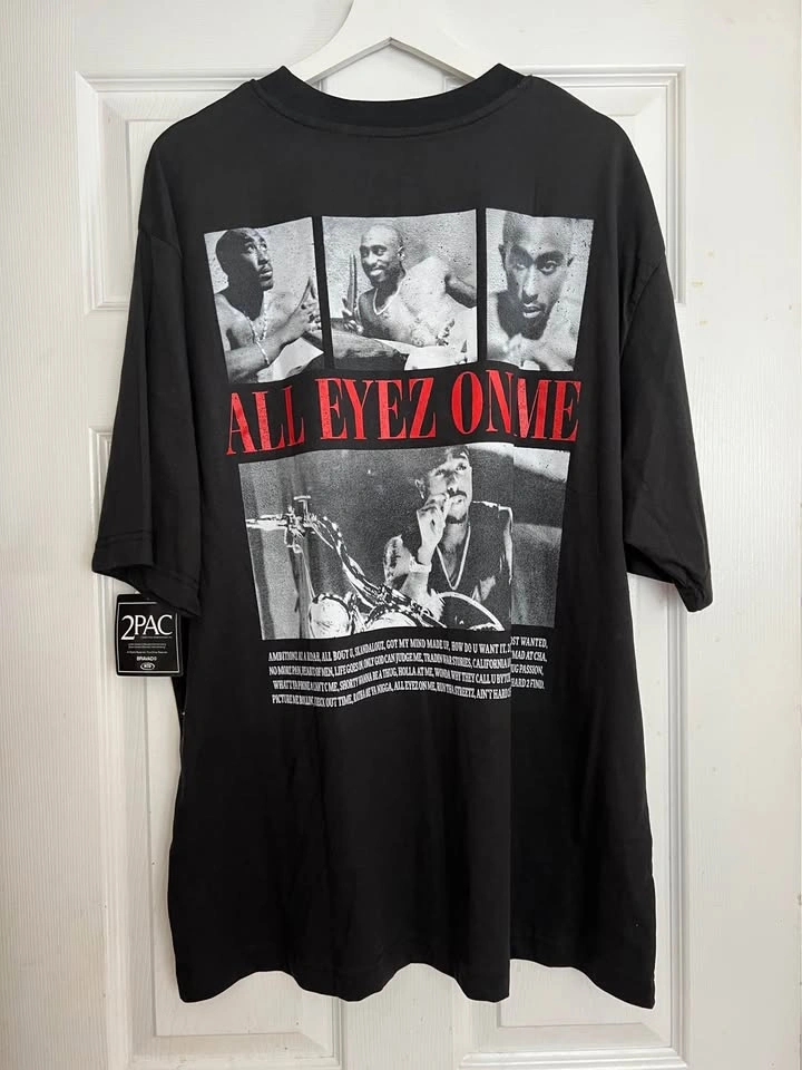 🏈 Tupac shirt- New - photo 2