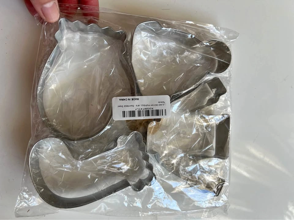 🏈 Cookie Molds- New