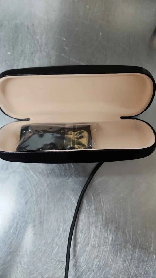Black Eyeglasses Case with Cleaning Cloth - photo 2
