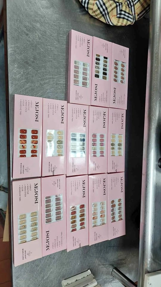 Mejose instant manicure