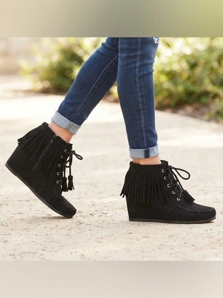 Maurices Black Suede Fringe Wedge Booties Size 6.5