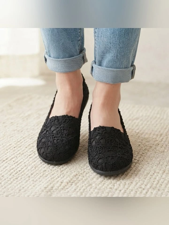 Airwalk Black Lace Slip On Flats Casual Walking Shoes Womens Siz