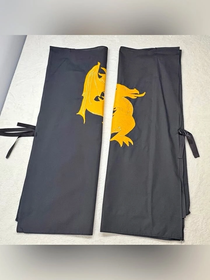 Set of 2 Handmade Medieval Dragon Felt Applique Surcoat - photo 2
