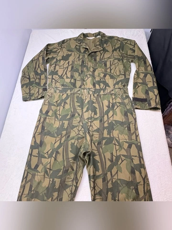 Cabelas Vintage 1980s Camouflage Coveralls Mens Size L Regular - photo 4