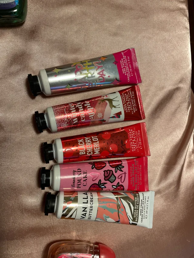 Bath & body Works hand lotions thumbnail