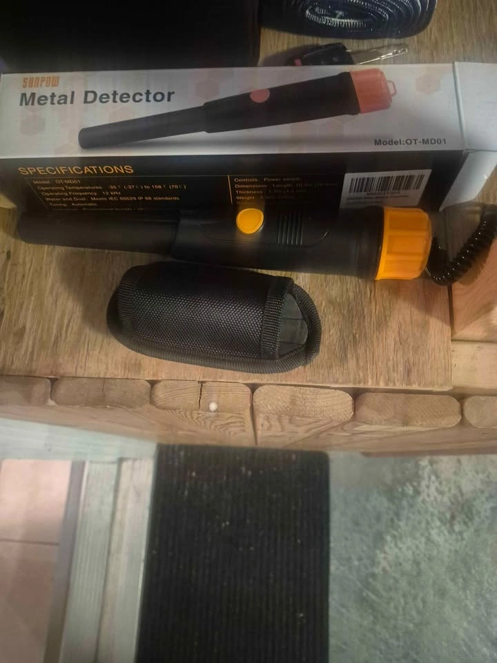Like New Suffla metal detector with pinpointer - photo 5