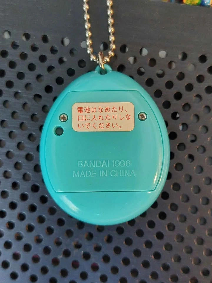 🏈 Vintage 1996 Tamagotchi - Classic Blue Clock! Japanese P1 - photo 2