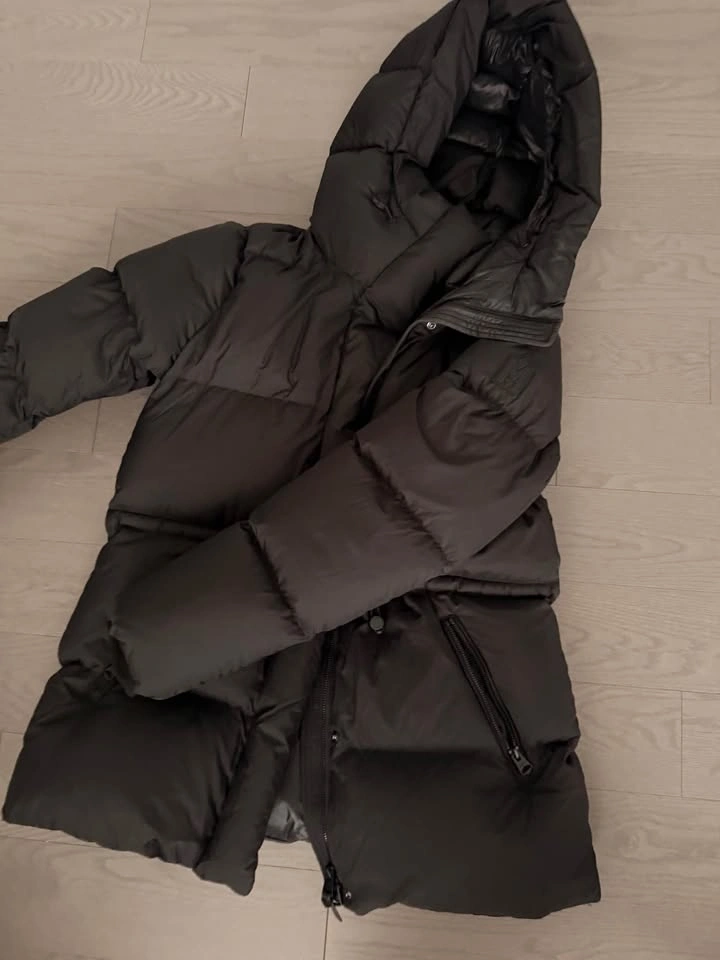 Mackage Freya Down jacket - Medium LIKE NEW - photo 4
