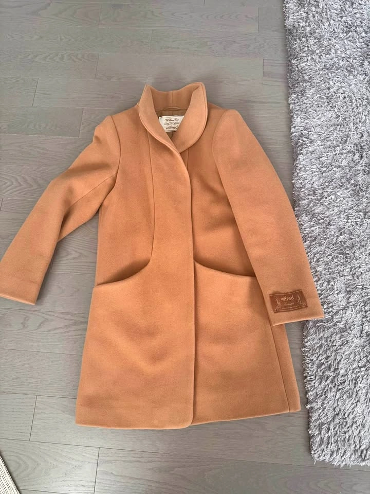 Aritzia Wilfred Cocoon Coat – Camel – Knee Length- Size L