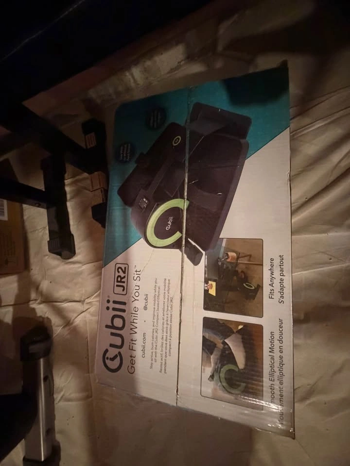 Cubii JR2 Under-Desk Elliptical – Brand New in Box - photo 4