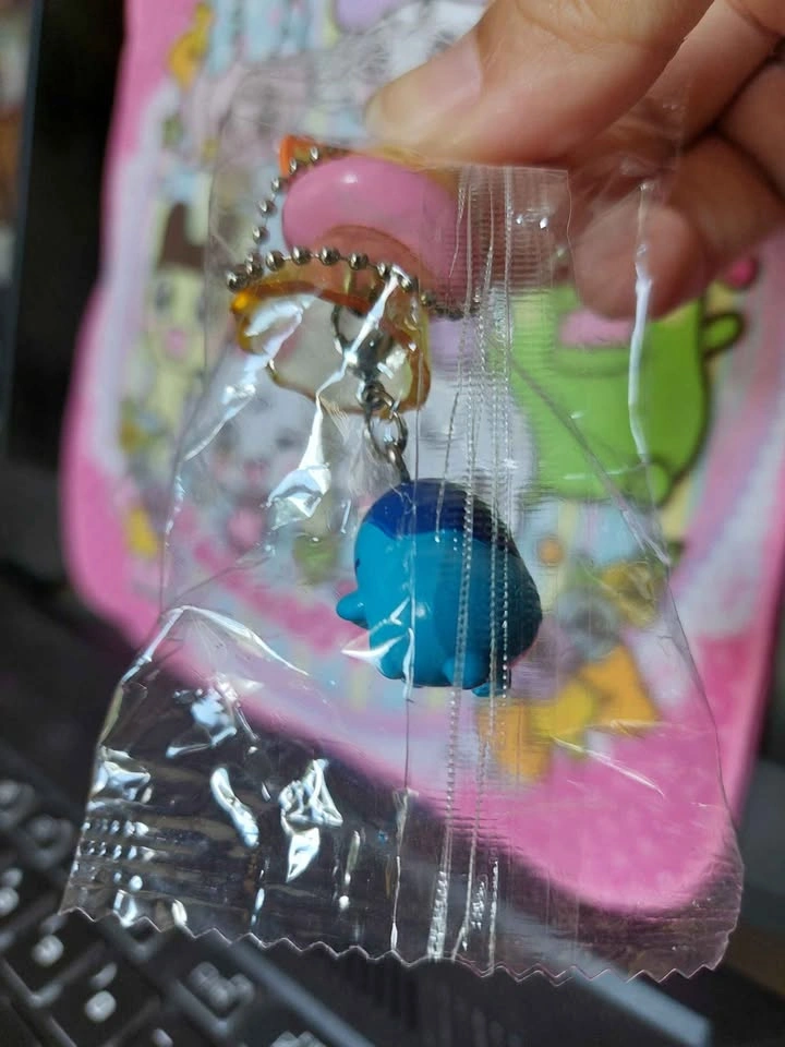 🏈 Tamagotchi - UFO Ginjirotchi charm/keychain Gashapon 🛸 - photo 2