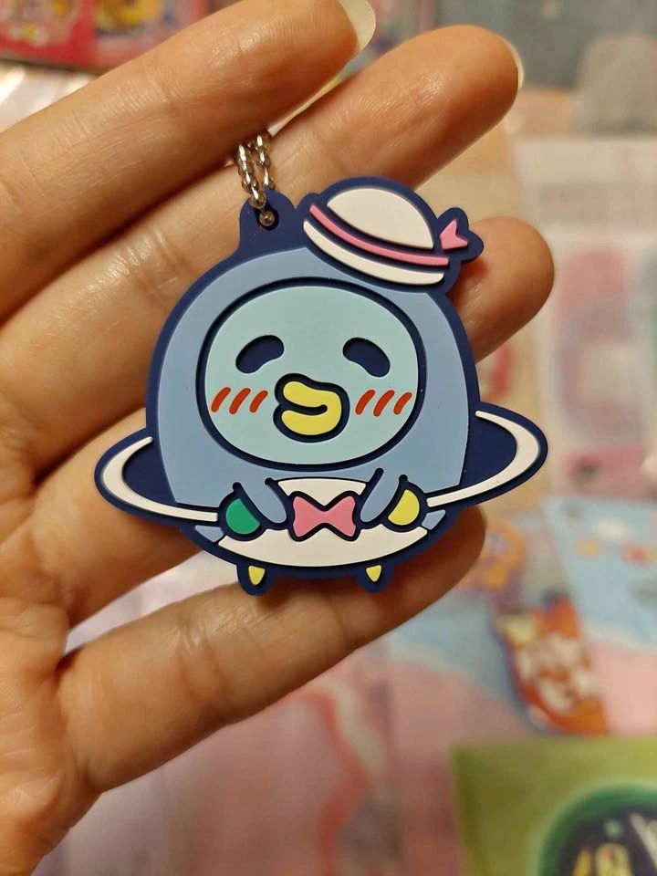 🏈 Tamagotchi x Sanrio - Wawatchi as Tuxedo Sam Keychain