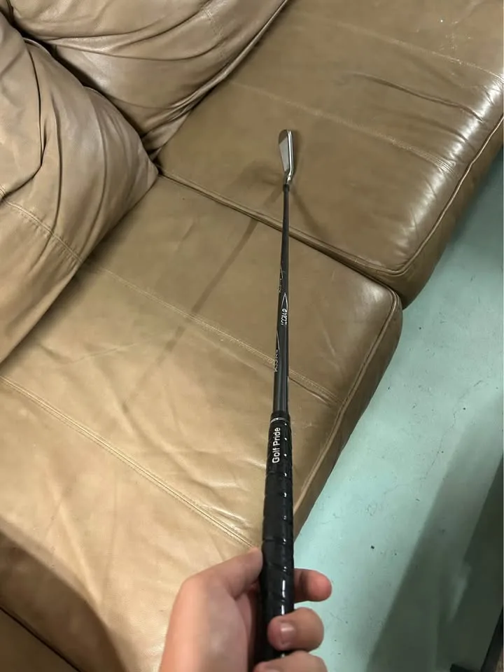 Taylormade R11 6 iron with Accra shaft image indicator(3)