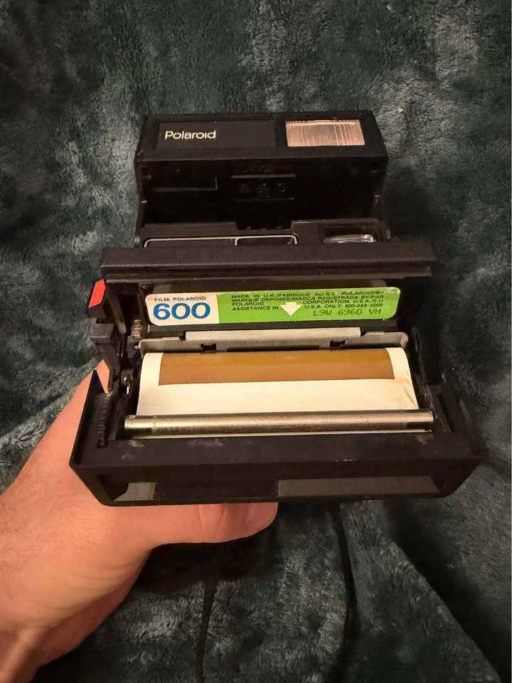 Vintage Polaroid One Step Flash Instant Camera (600 Film) - photo 5