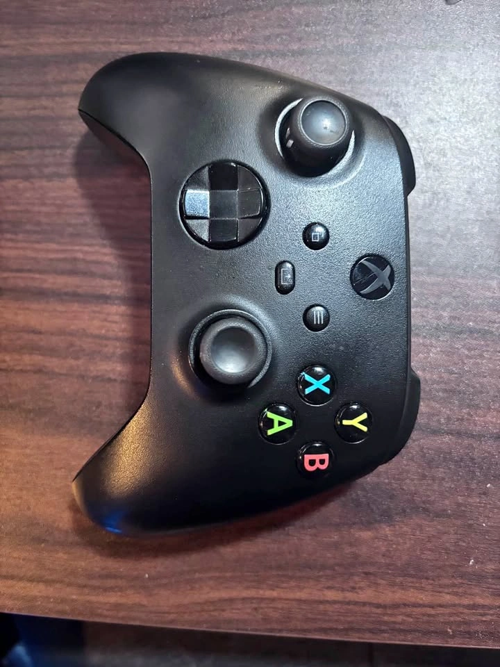Microsoft Xbox Wireless Controller - Carbon Black