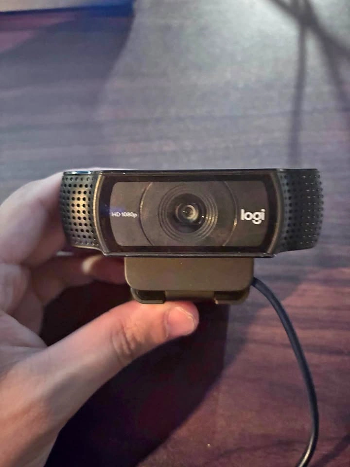 NEW Logitech HD 1080p Webcam