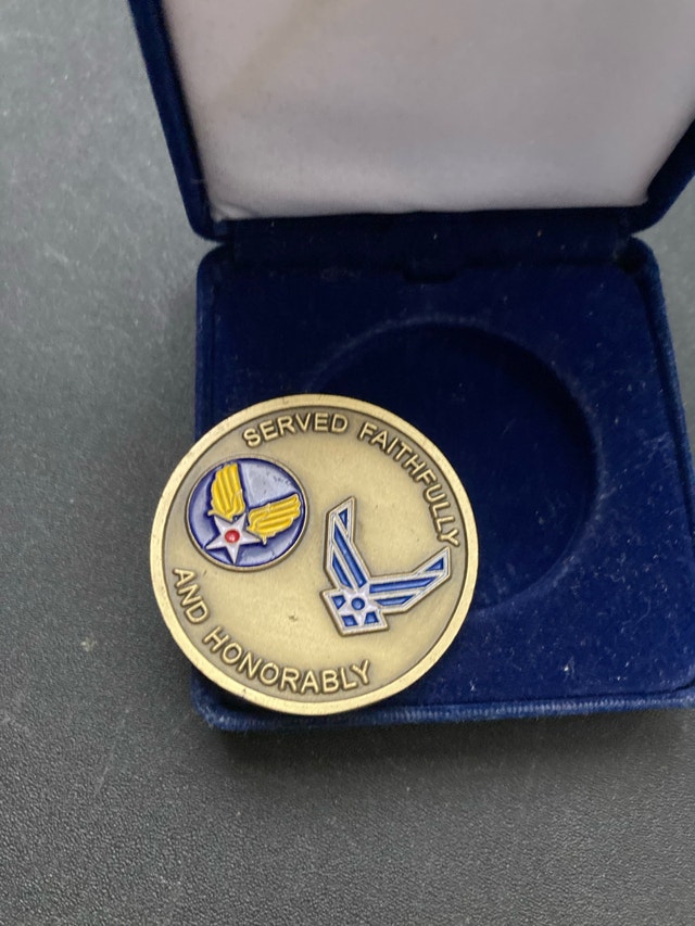 United States Air Force coin - photo 2