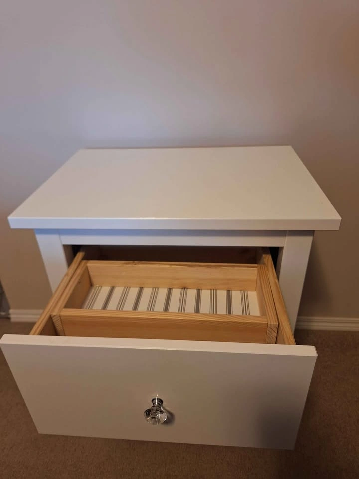 White IKEA HEMNES nightstand - photo 2
