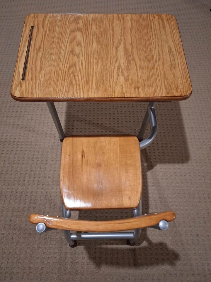 Antique school desk - photo 2