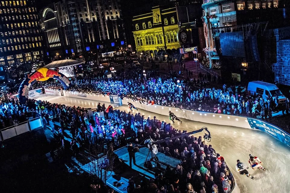 Official Red Bull Crashed Ice Québec City Knit Pom Beanie - photo 4