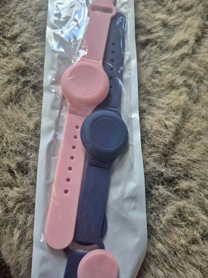 🆘️💡New, AirTag Wristbands for Family Safety