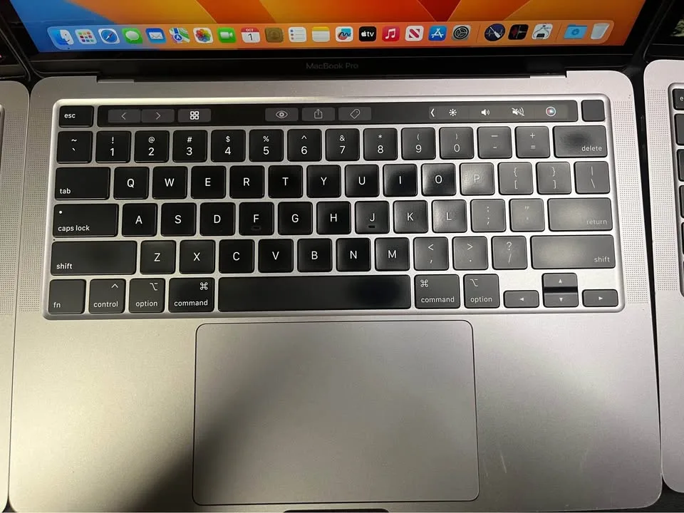 2020 Upgraded MacBook Pro 13” 16GB 500GB image indicator(6)