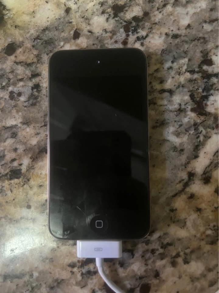 🏈Apple iPod touch 4th Generation 8GB - photo 3
