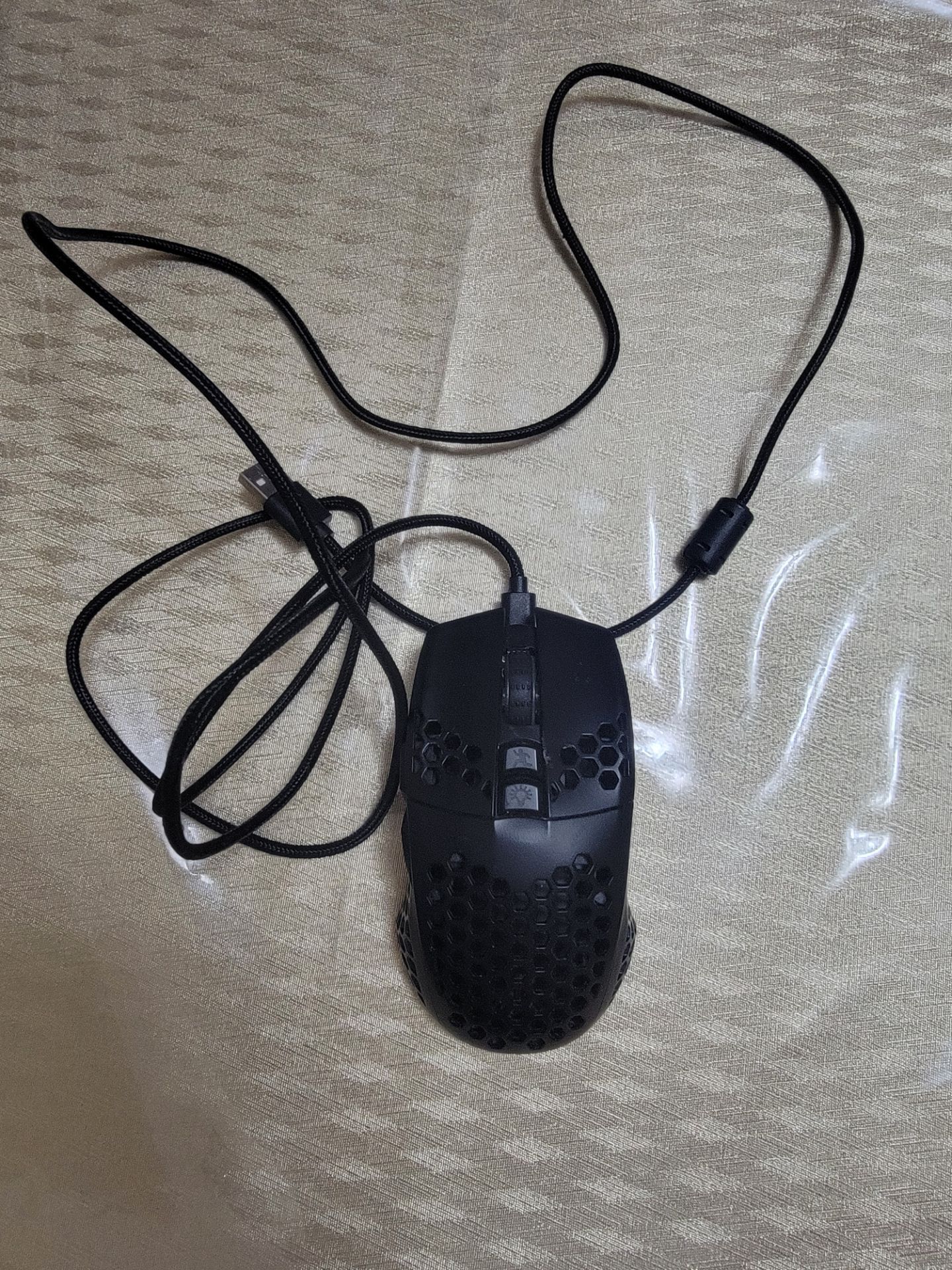 Black Wired Gaming Mouse Honeycomb Shell