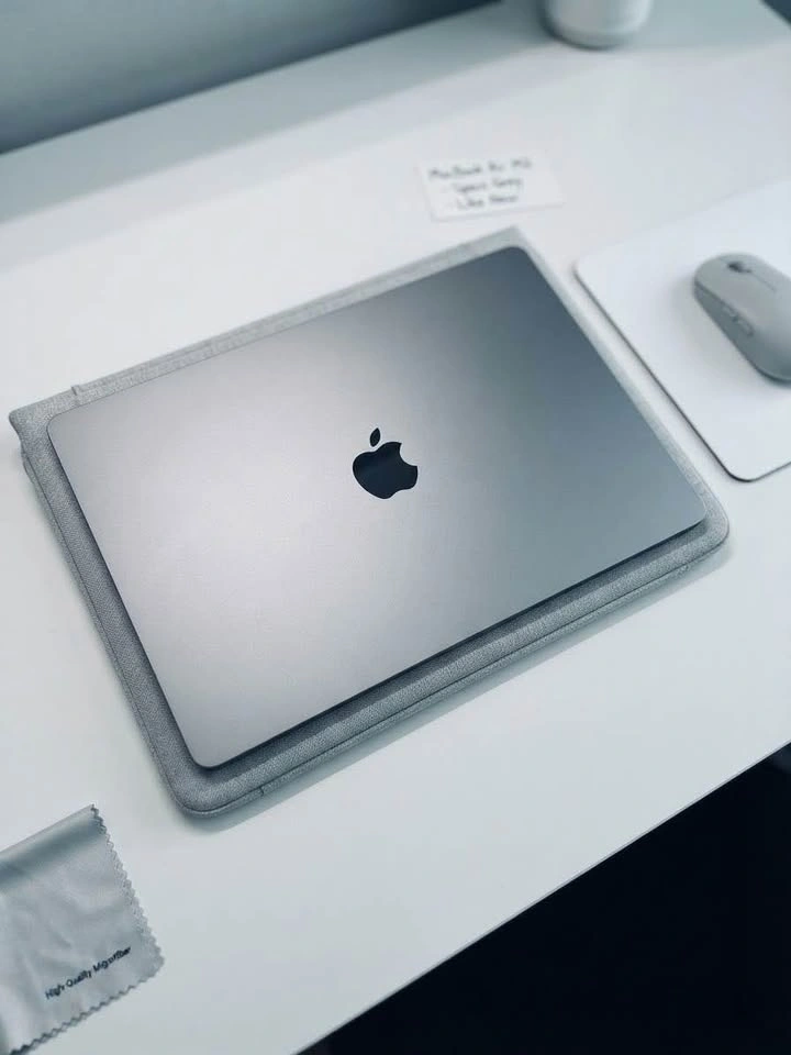 Apple MacBook Air M2