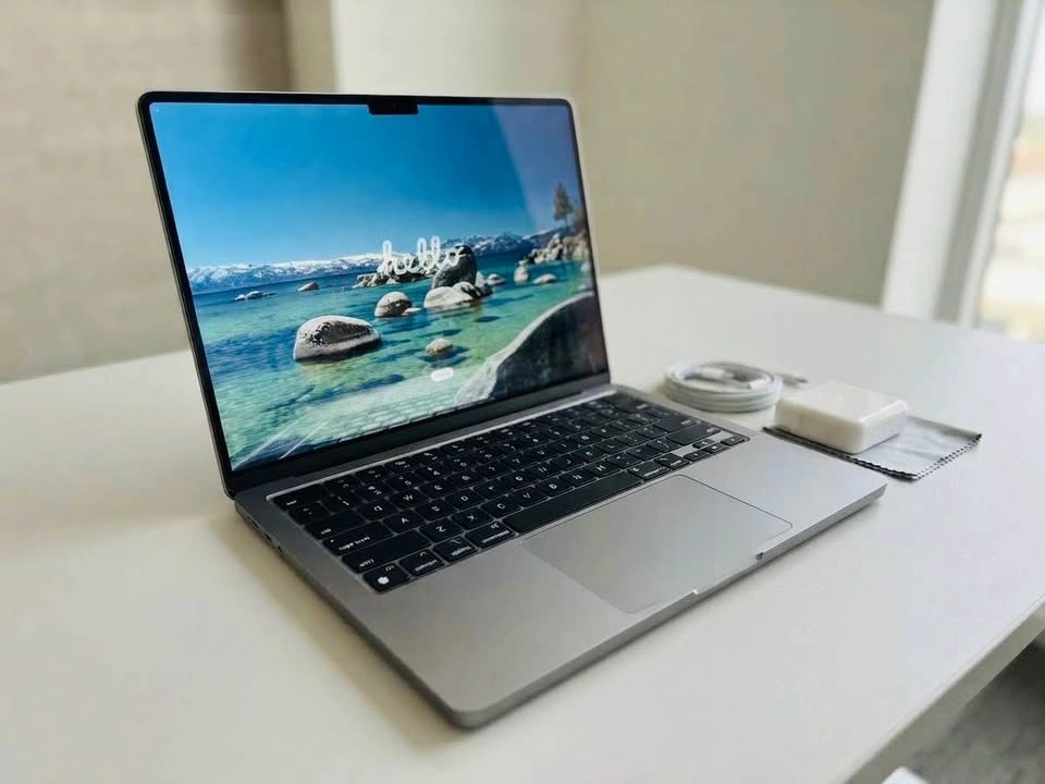 Apple MacBook Air M2 - photo 2