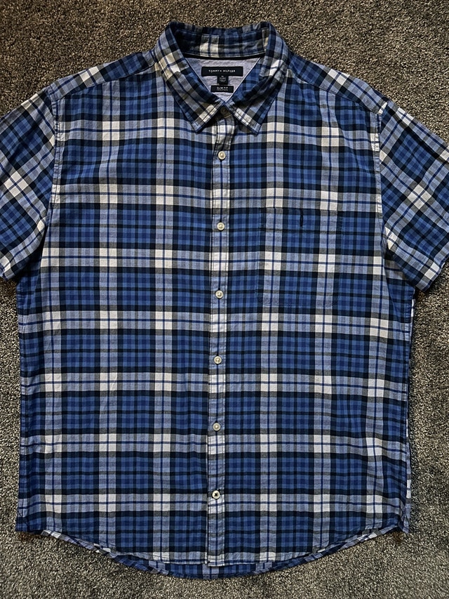 Tommy Hilfiger button up shirt size XL fits like a L - photo 2