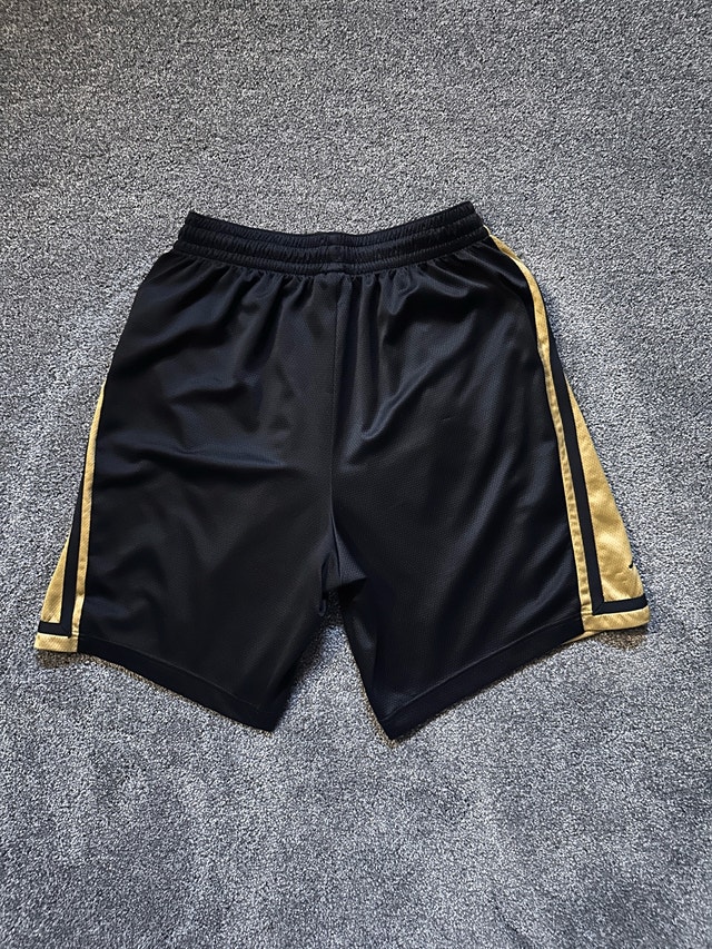 Jordan shorts size XL fits like L to M - photo 5