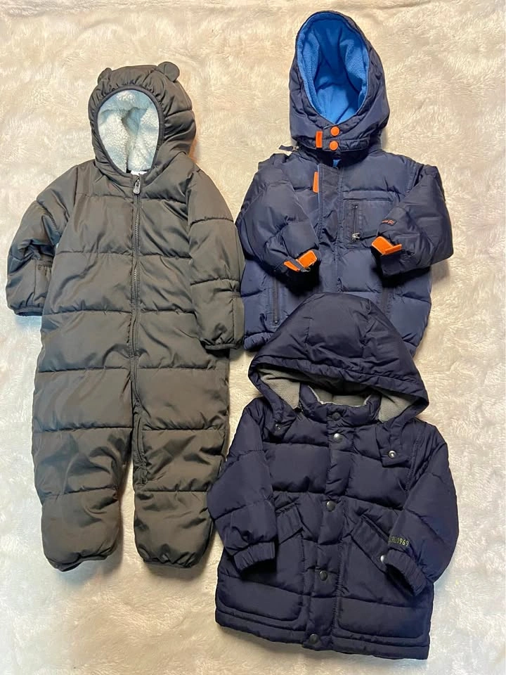 Baby Boy Baby Gap Snowsuit & Winter Coats (12/18 months)