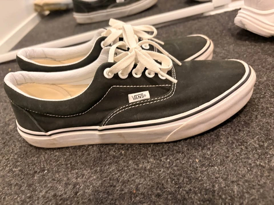 Vans Era Black - Men's US 8.5 - photo 2