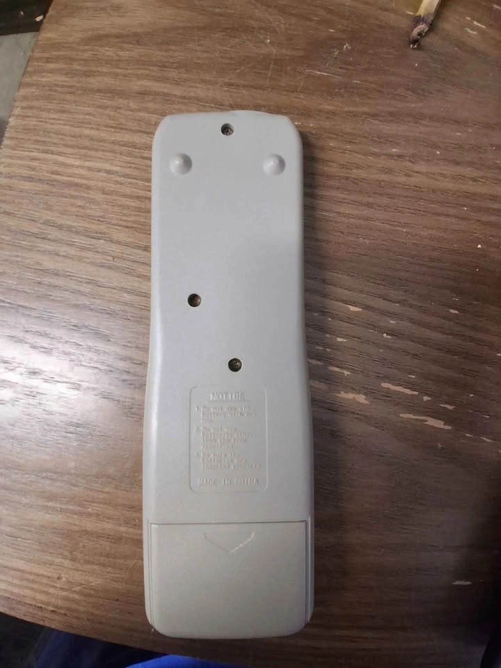 Generic DVD Player Remote Control 🏈 - photo 2