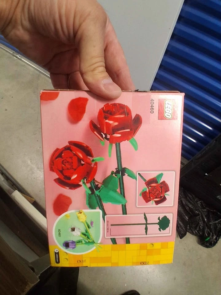 LEGO Roses 40460 🏈 - photo 2