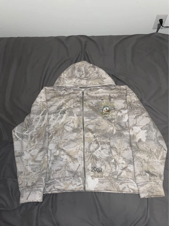 Hollister University of Oregon Ducks collegiate graphic hoodie - photo 2
