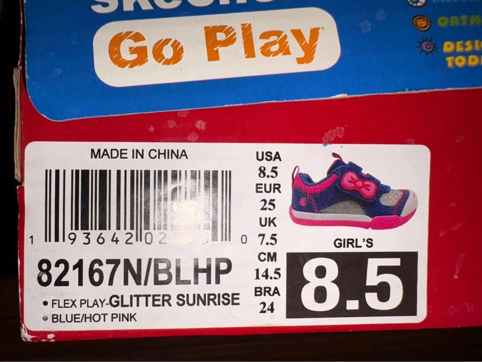 Sketchers Toddler Size 8.5. Hello Kitty Theme - photo 3
