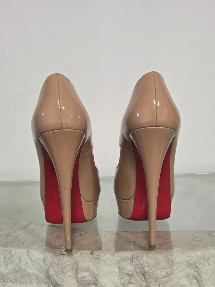 Christian Louboutin - photo 2