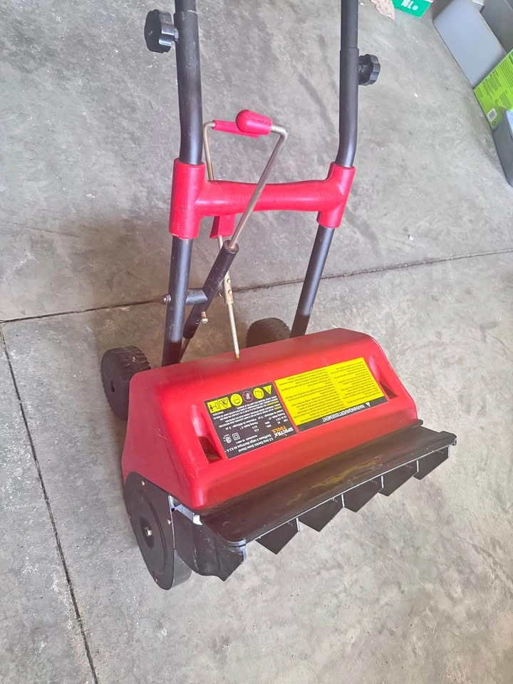 Spectra Tools 6.5 Amp Electric Snow Shovel – $65 OBO