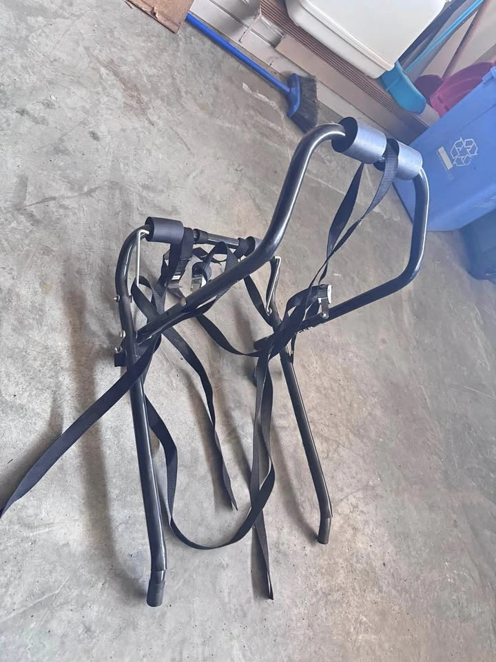 SportRack 3-Bike Trunk Mount Rack – $80 OBO